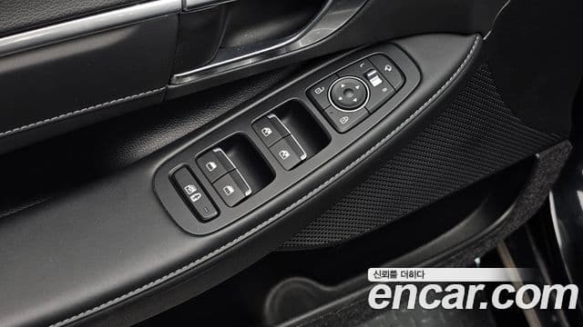 Hyundai Sonata 2021 — Фото 19/20