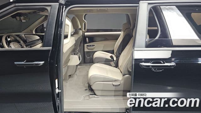 Kia Carnival 2023 — Фото 12/20