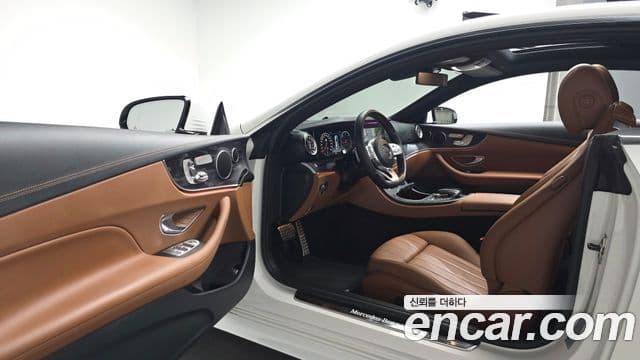 Mercedes-Benz E-Class 2020 — Şəkil 10/20