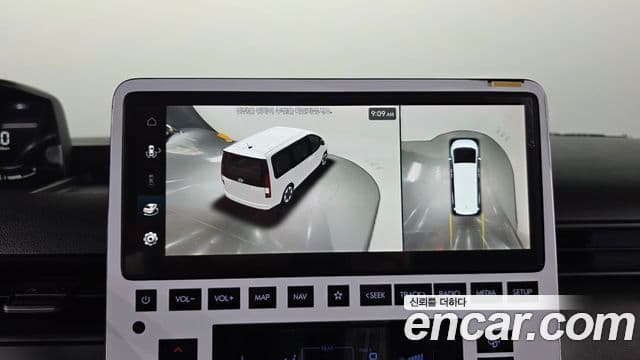 Hyundai Staria 2022 — ფოტო 18/20