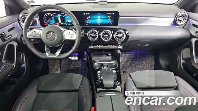 Mercedes-Benz CLA-Class 2020 — Photo 10/20