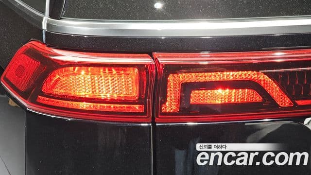 Kia Carnival 2022 — Photo 9/30