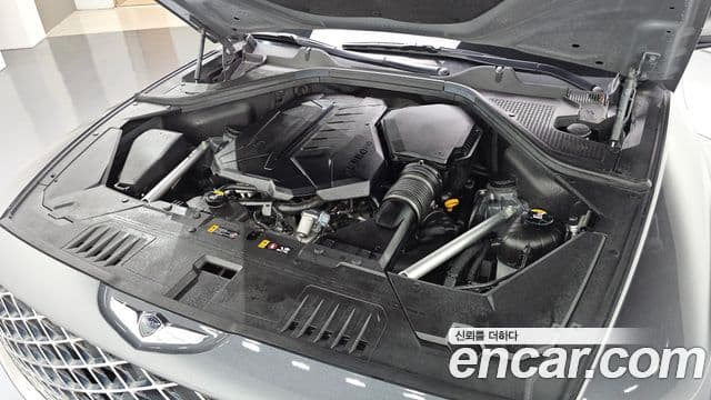 Genesis GV80 2022 — ფოტო 30/31