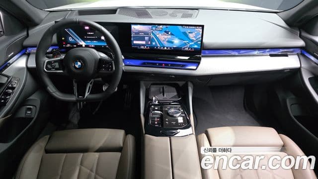 BMW 5 Series 2025 — ფოტო 7/20