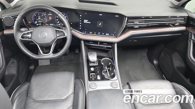 Volkswagen Touareg 2024 — Photo 3/20