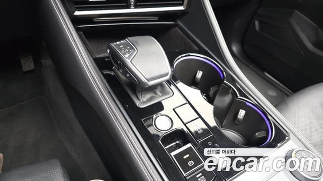 Volkswagen Touareg 2024 — Photo 17/20