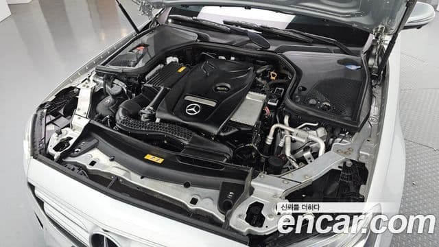 Mercedes-Benz E-Class 2019 — Şəkil 6/20