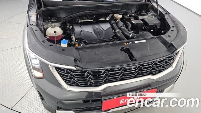 Kia Sorento 2023 — Фото 6/20