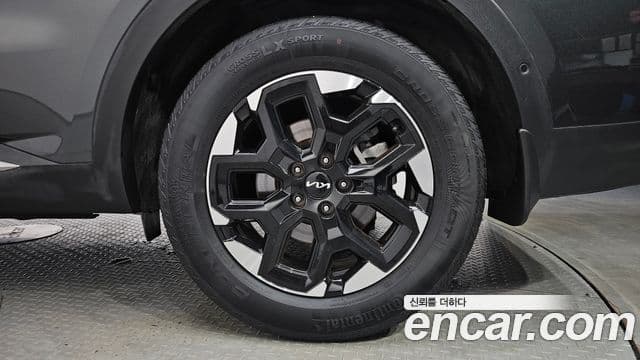 Kia Sorento 2023 — ფოტო 5/35