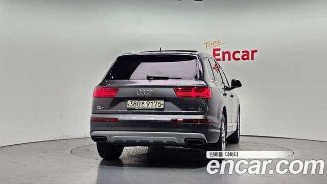 Audi Q7 2019 — Şəkil 4/20