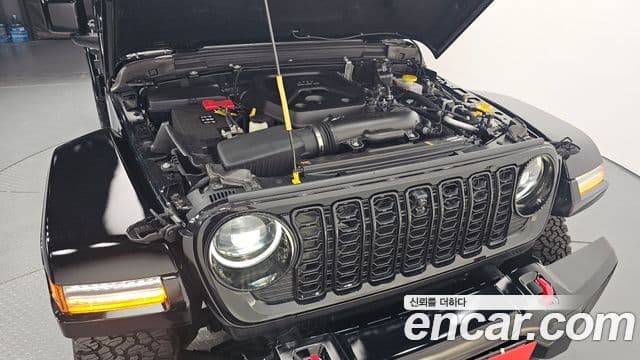 Jeep Wrangler 2025 — Şəkil 6/20