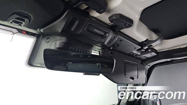 Jeep Wrangler 2025 — Photo 13/31