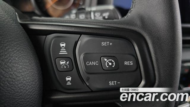 Jeep Wrangler 2025 — Photo 27/31