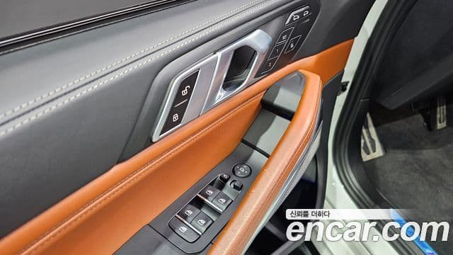 BMW X6 2023 — Photo 3/31