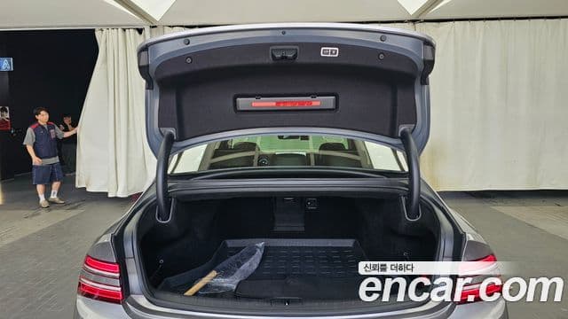 Genesis Electrified G80 2020 — Şəkil 20/20