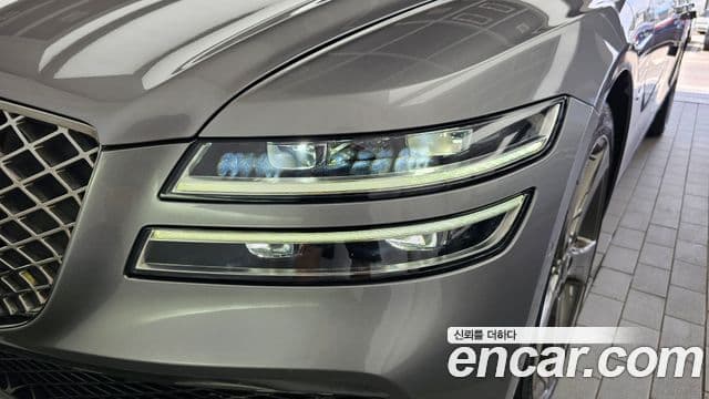 Genesis G80 2020 — Photo 23/32