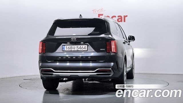 Kia Sorento 2021 — Фото 4/20