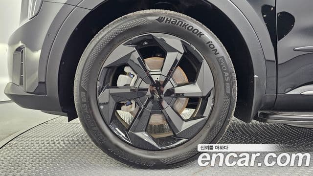 Kia Sorento 2025 — ფოტო 5/20
