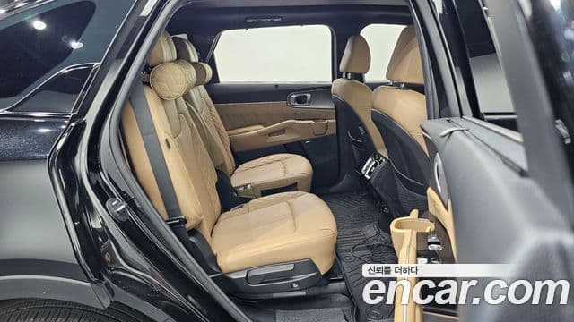 Kia Sorento 2025 — ფოტო 18/20