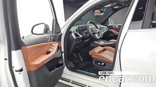 BMW X7 2025 — Şəkil 10/20