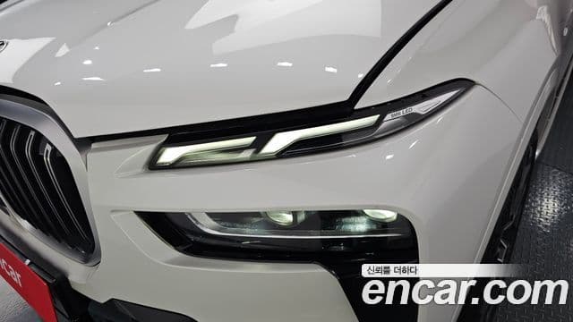 BMW X7 2025 — Photo 16/30