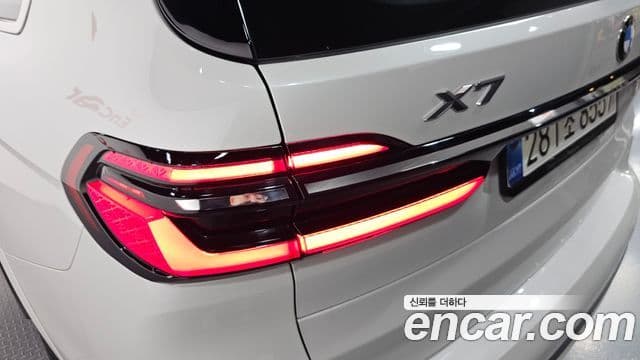 BMW X7 2025 — Photo 29/30