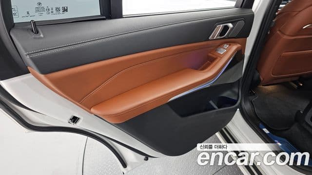 BMW X7 2025 — Photo 6/30