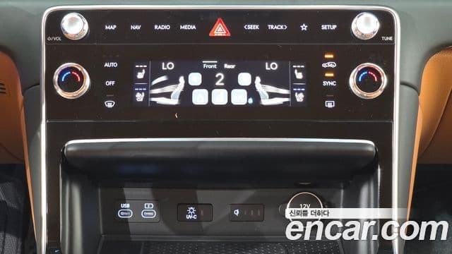 Genesis GV80 2025 — Photo 7/35