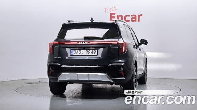 Kia Seltos 2024 — ფოტო 3/20