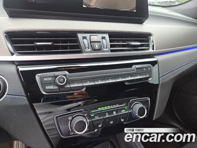 BMW X2 2021 — ფოტო 12/20