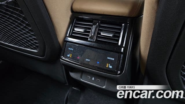 Renault Samsung Grand Koleos 2025 — Фото 19/20