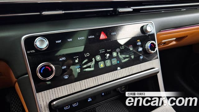 Genesis GV80 2025 — ფოტო 18/20