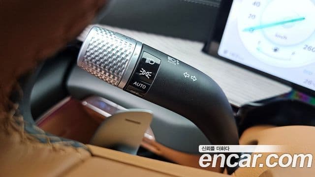 Genesis GV80 2025 — ფოტო 19/20