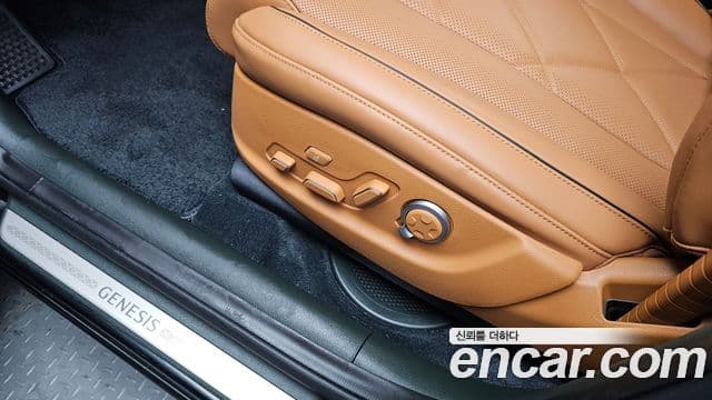 Genesis GV80 2025 — Photo 30/40