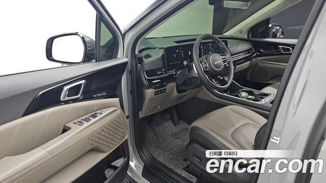 Kia Carnival 2024 — Фото 11/20