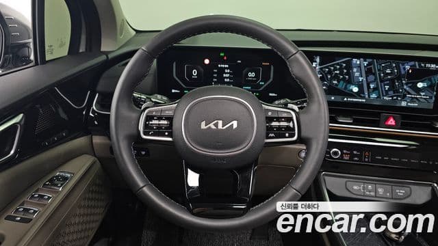 Kia Carnival 2024 — Фото 13/20