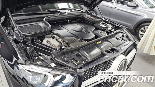 Mercedes-Benz GLE-Class 2021 — Şəkil 6/20