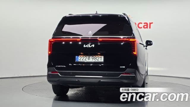 Kia Carnival 2024 — ფოტო 4/20