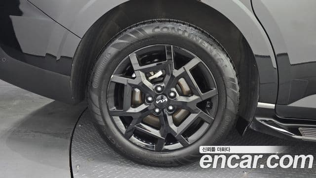 Kia Carnival 2024 — ფოტო 5/20
