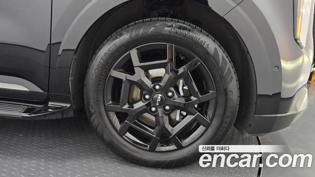 Kia Carnival 2024 — Photo 12/31