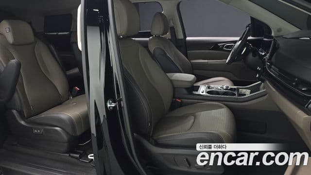 Kia Carnival 2024 — Photo 1/31