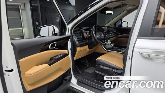 Kia Carnival 2021 — Фото 10/20