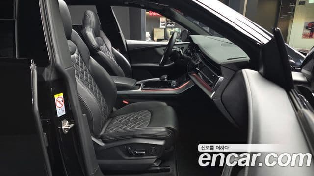 Audi Q7 2022 — ფოტო 10/20