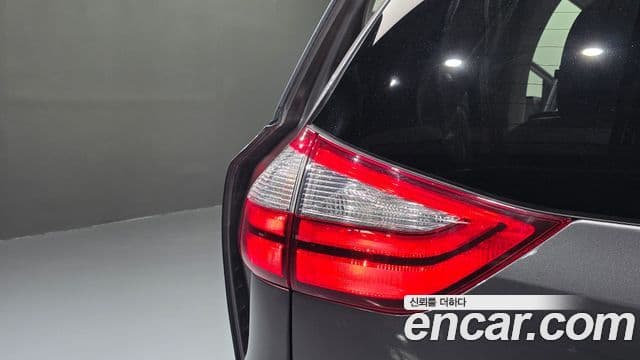 Toyota Sienna 2018 — Photo 17/33
