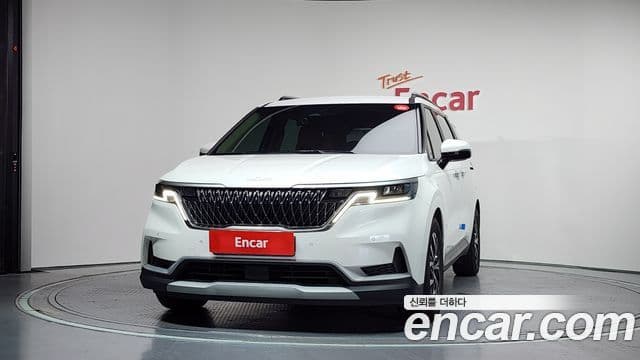 Kia Carnival 2022 — ფოტო 3/20