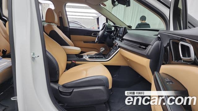 Kia Carnival 2022 — ფოტო 11/20