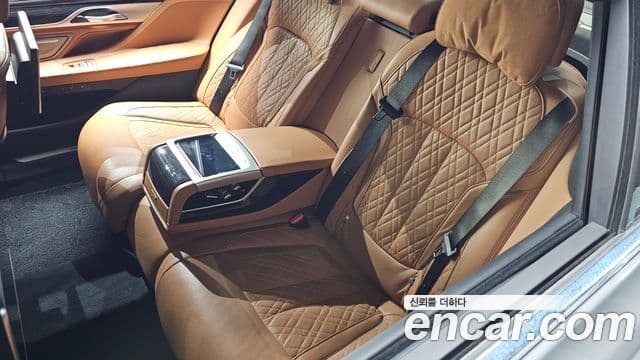 BMW 7 Series 2021 — ფოტო 12/35