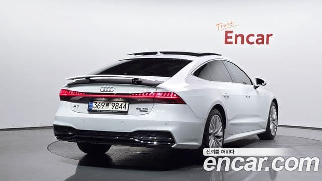 Audi A7 2021 — Photo 9/20