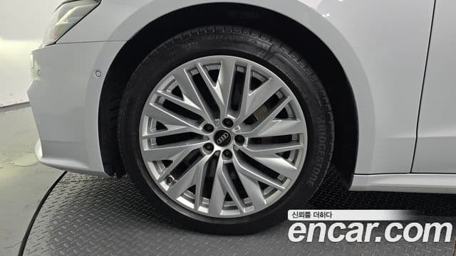 Audi A7 2021 — Photo 13/20