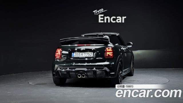 Mini Cooper S Convertible 2024 — ფოტო 4/20